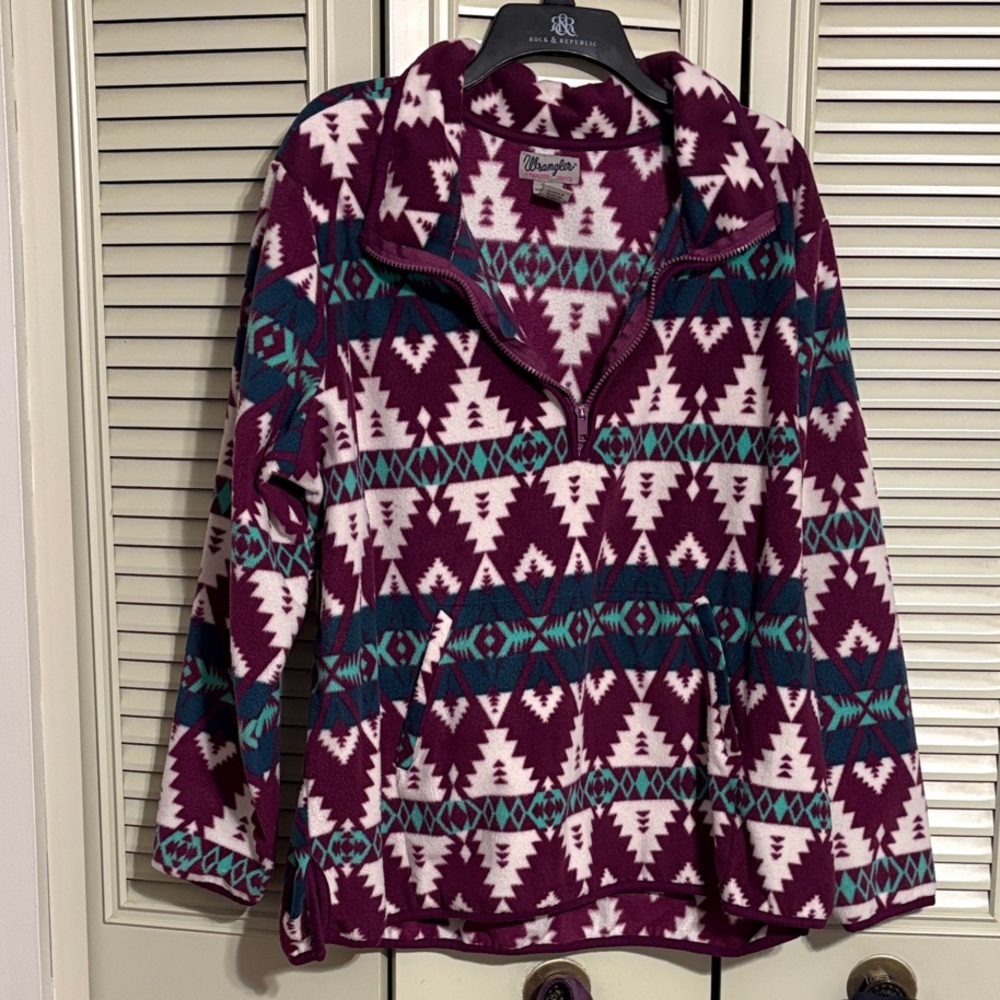 Women’s Wrangler brand Fleece Pullover